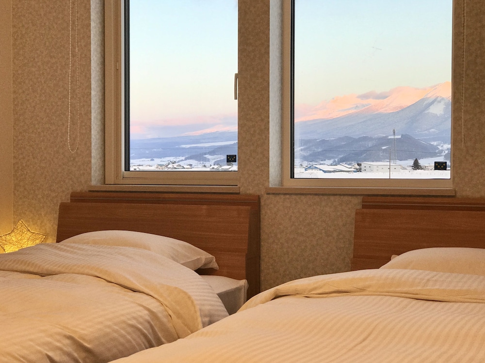 B&B PLUS + SHOOTING STAR 旭川