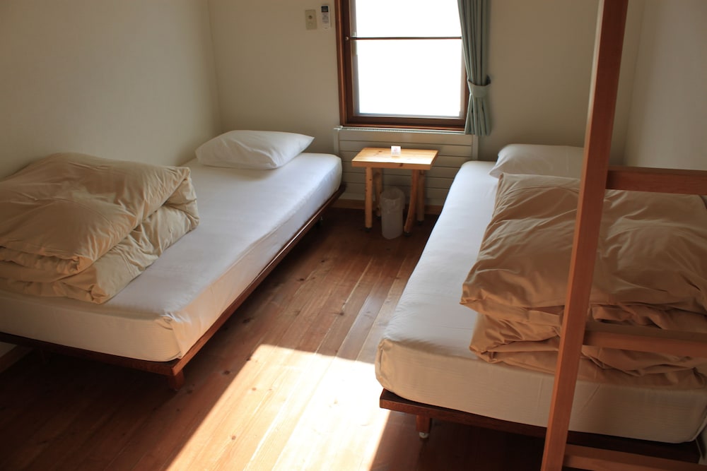 ペンション グスベリー 旭川