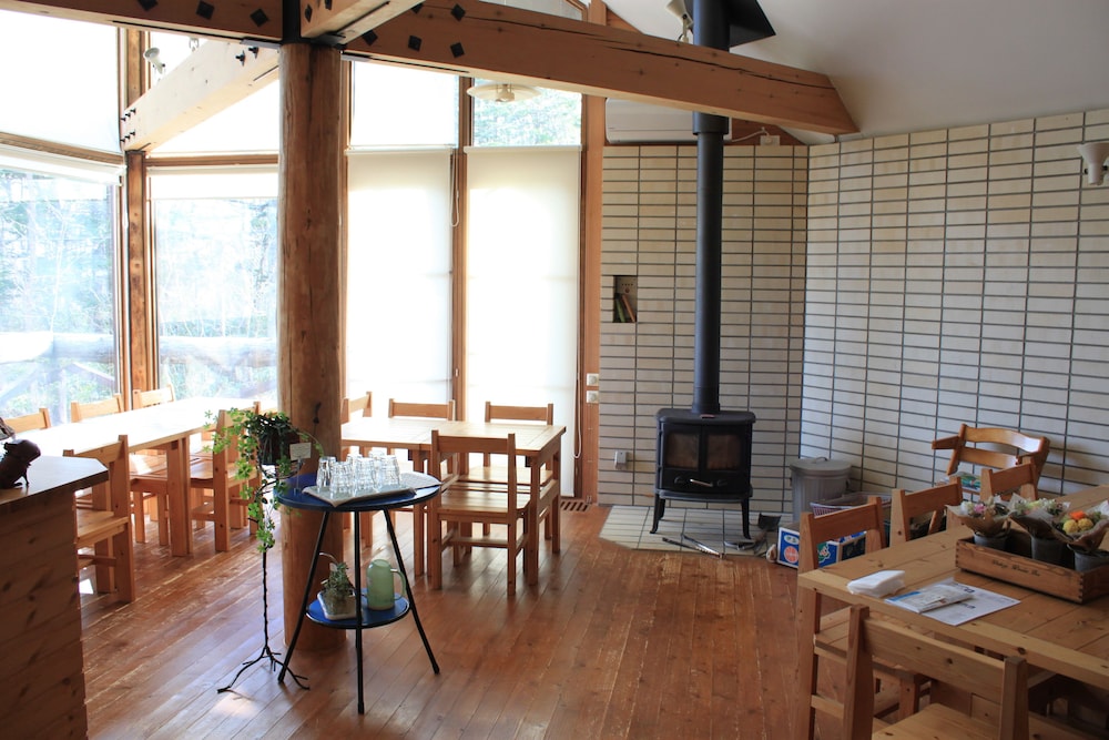 ペンション グスベリー 旭川