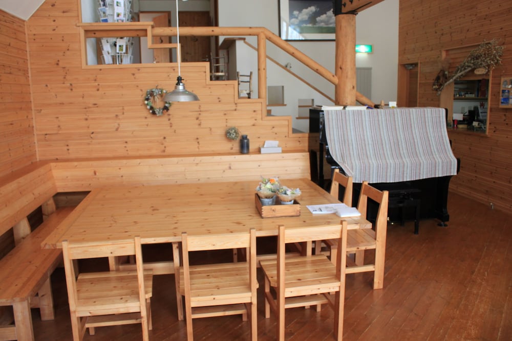 ペンション グスベリー 旭川