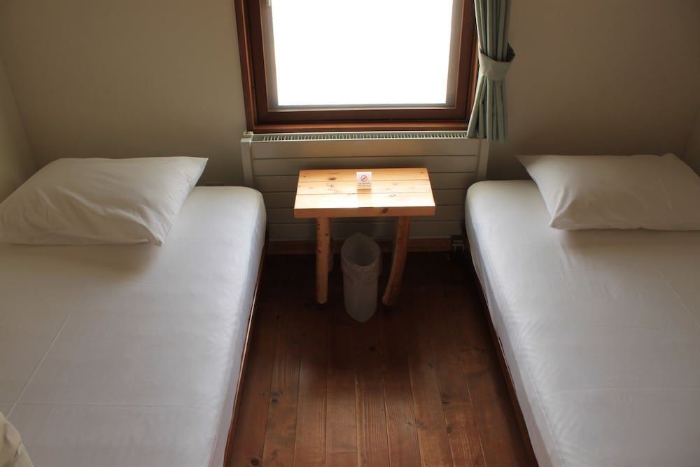 ペンション グスベリー 旭川