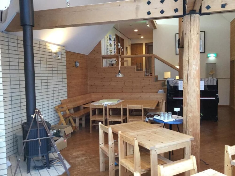 ペンション グスベリー 旭川