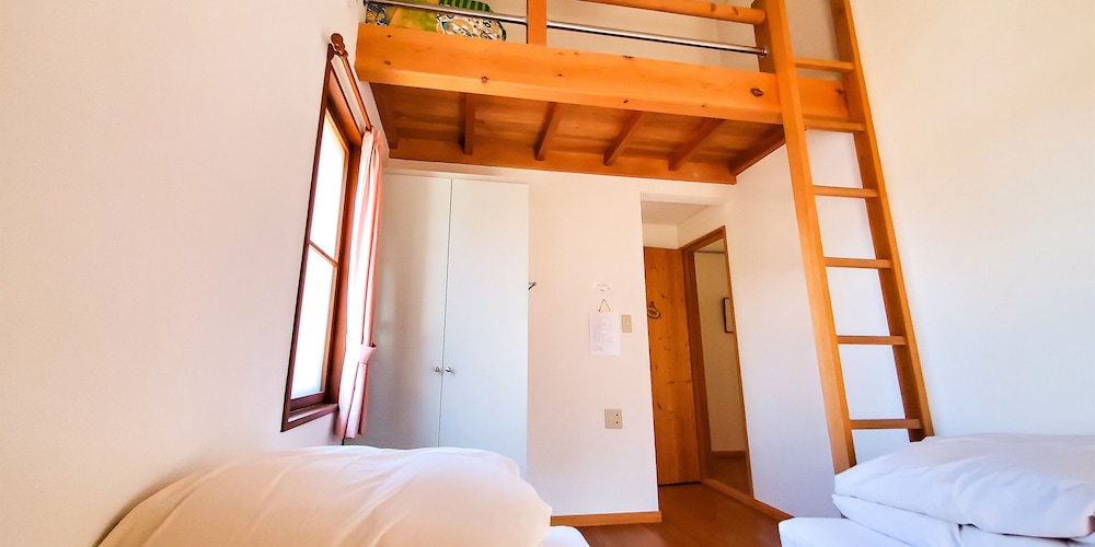 ペンション グスベリー 旭川