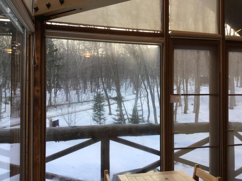 ペンション グスベリー 旭川