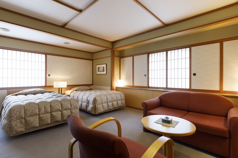 HANA REBUN 旭川