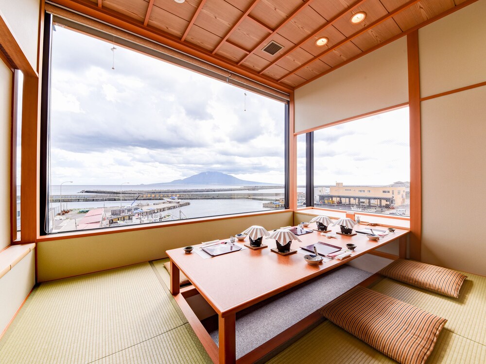 HANA REBUN 旭川