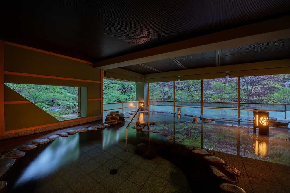 鶯宿温泉 長栄館 盛岡