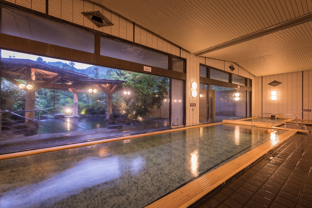 花巻温泉 ホテル紅葉館 盛岡