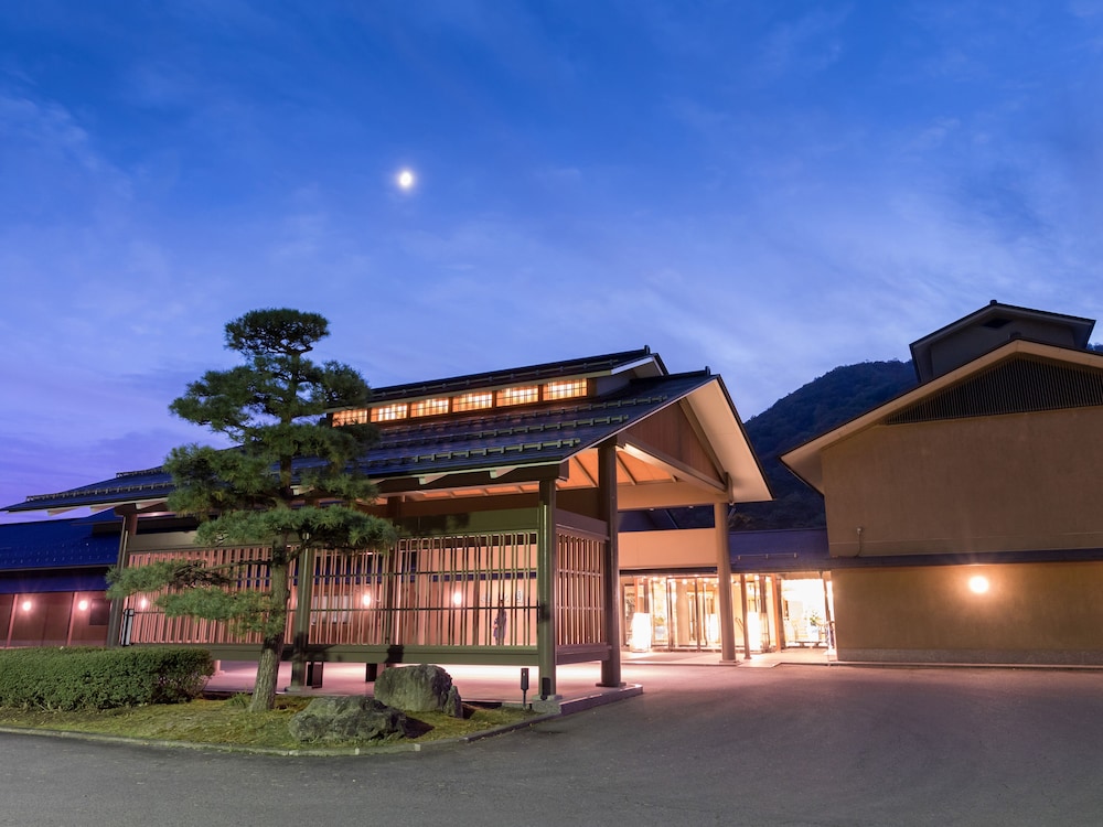 花巻温泉 佳松園 盛岡