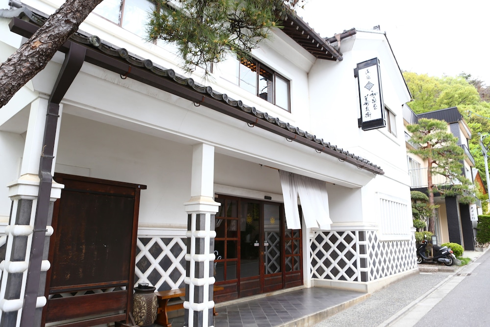 湯宿 和泉屋善兵衛 松本・軽井沢