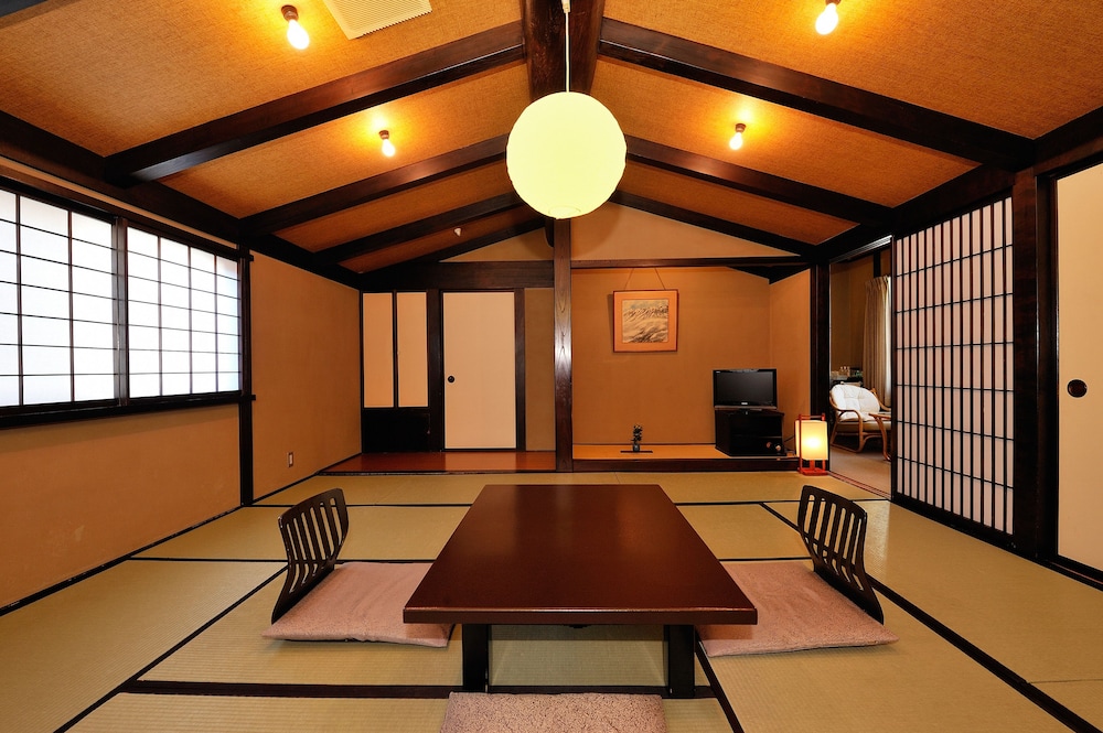 湯宿 和泉屋善兵衛 松本・軽井沢