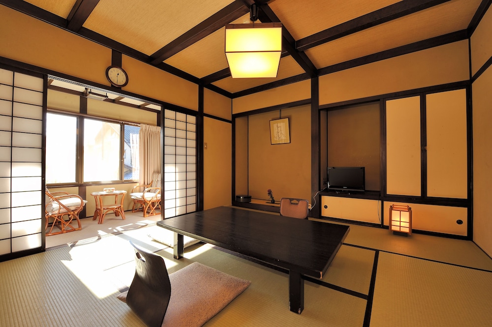 湯宿 和泉屋善兵衛 松本・軽井沢