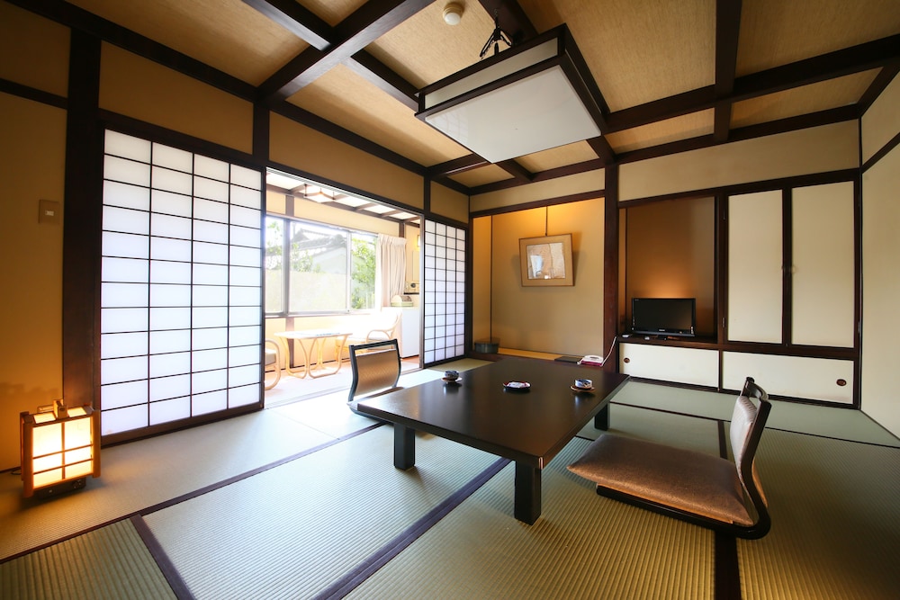 湯宿 和泉屋善兵衛 松本・軽井沢
