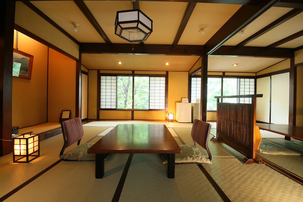 湯宿 和泉屋善兵衛 松本・軽井沢
