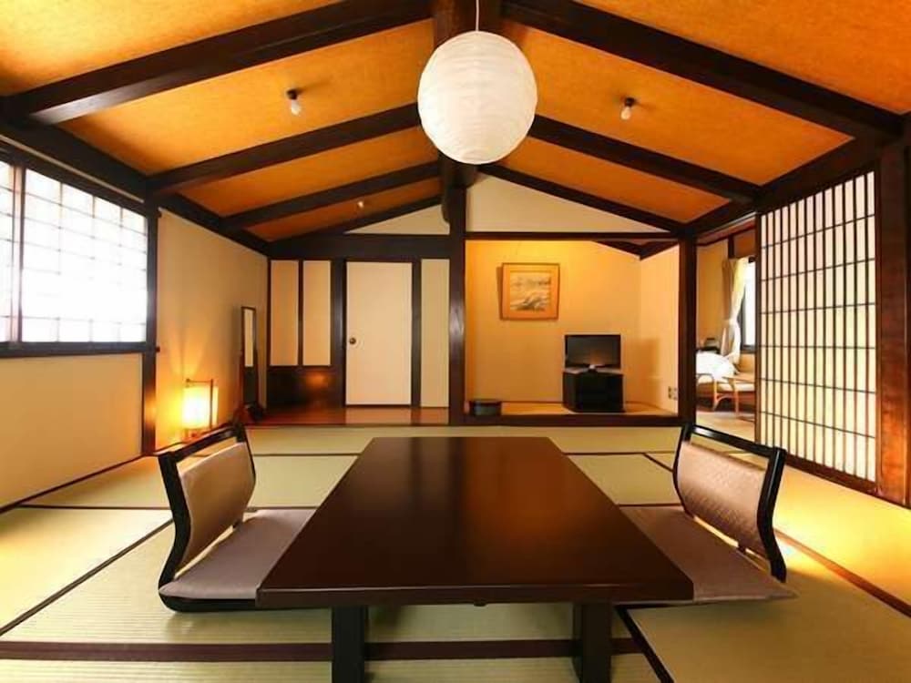 湯宿 和泉屋善兵衛 松本・軽井沢