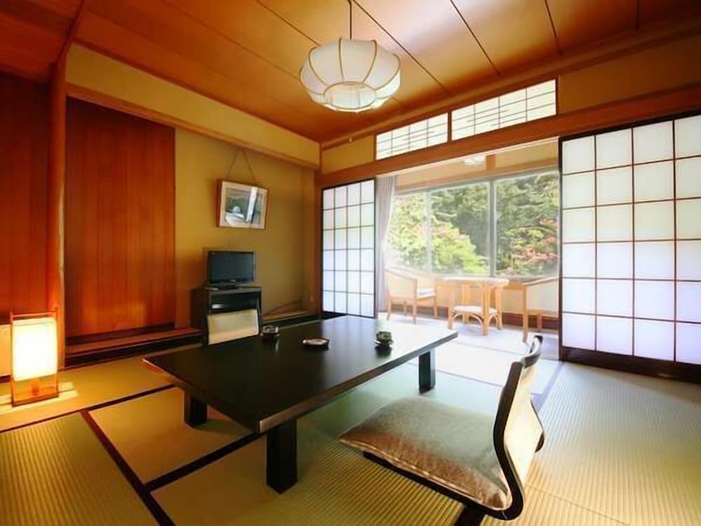 湯宿 和泉屋善兵衛 松本・軽井沢