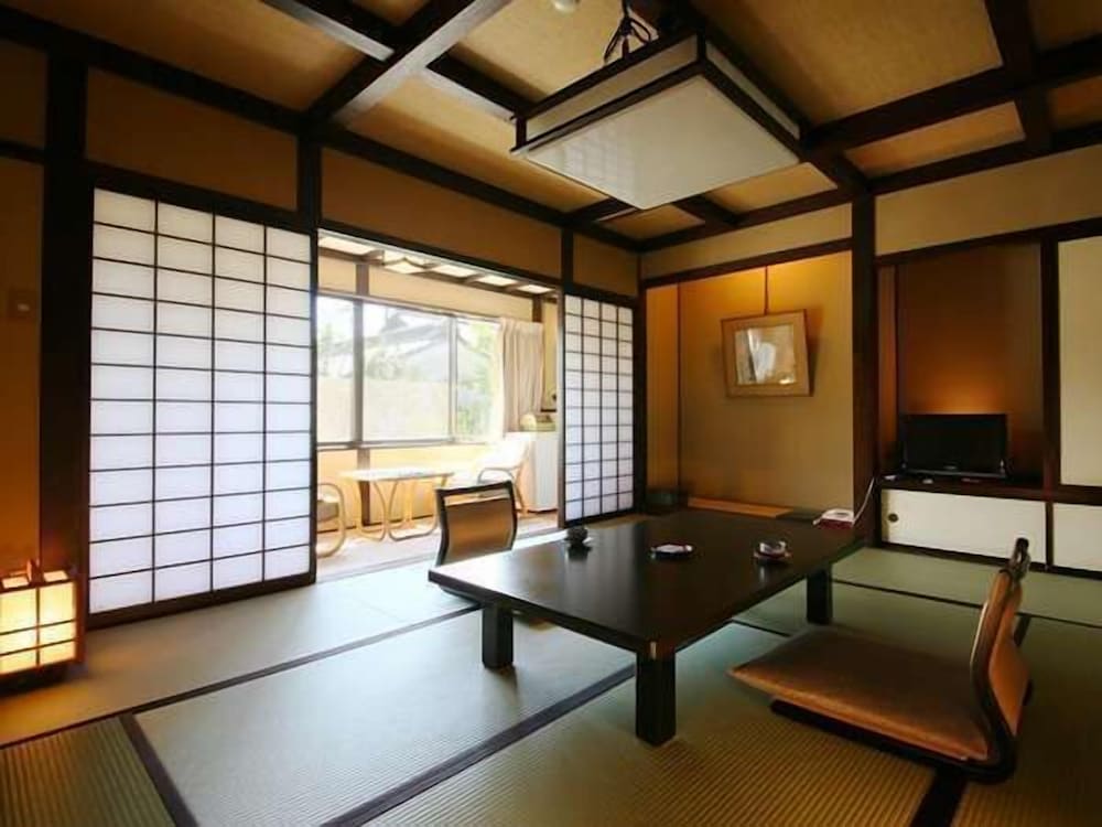 湯宿 和泉屋善兵衛 松本・軽井沢
