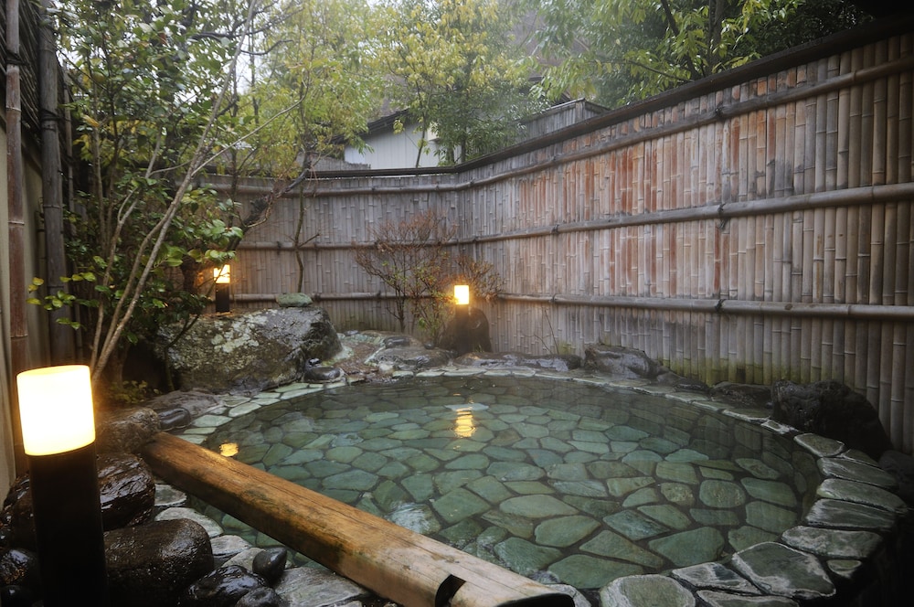 湯宿 和泉屋善兵衛 松本・軽井沢