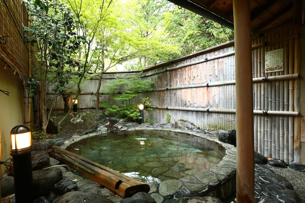 湯宿 和泉屋善兵衛 松本・軽井沢
