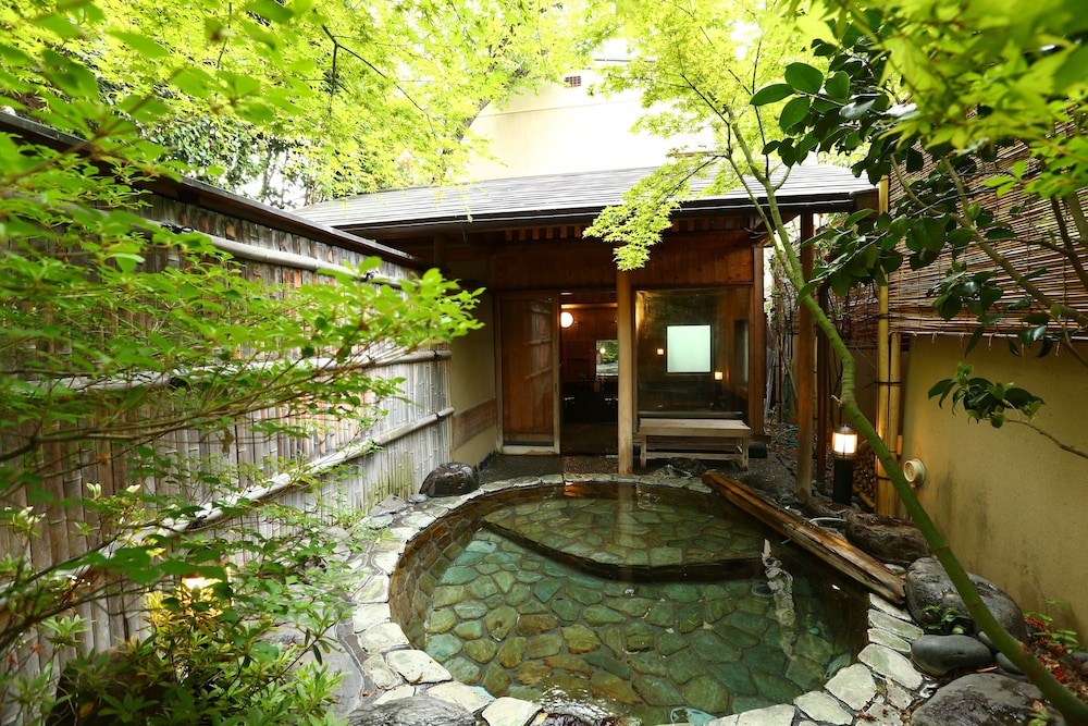 湯宿 和泉屋善兵衛 松本・軽井沢