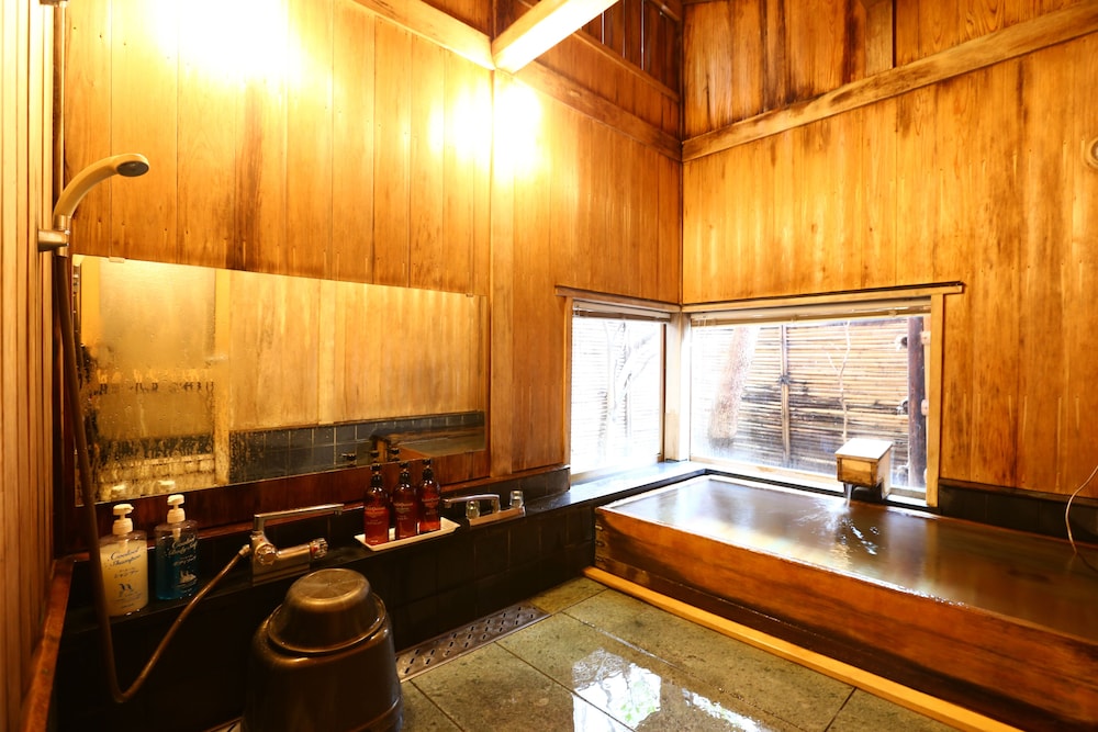 湯宿 和泉屋善兵衛 松本・軽井沢