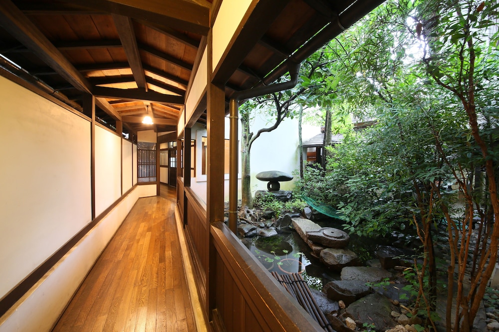 湯宿 和泉屋善兵衛 松本・軽井沢