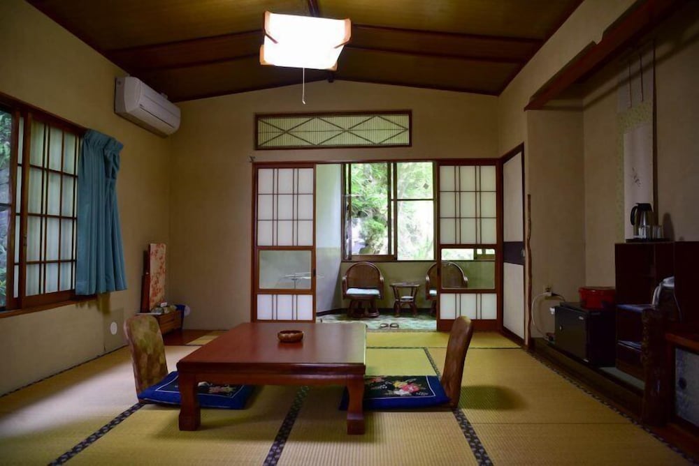 緑屋吉右衛門 松本・軽井沢