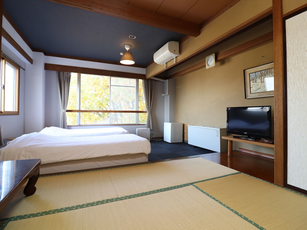 HOTEL&RESORT 山の内ヒルズ 松本・軽井沢