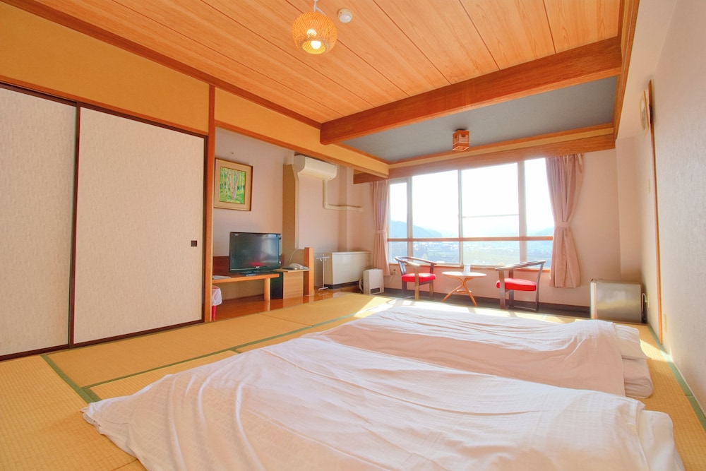 HOTEL&RESORT 山の内ヒルズ 松本・軽井沢