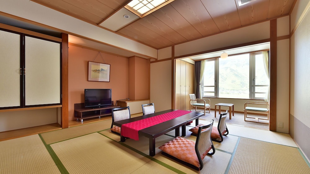ホテル圓山荘 松本・軽井沢