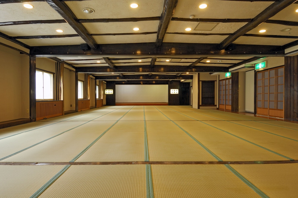 志賀パレスホテル 松本・軽井沢