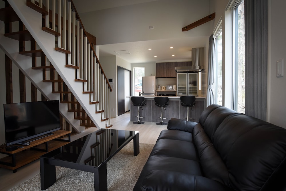 NEVERLAND HAKUBA 松本・軽井沢