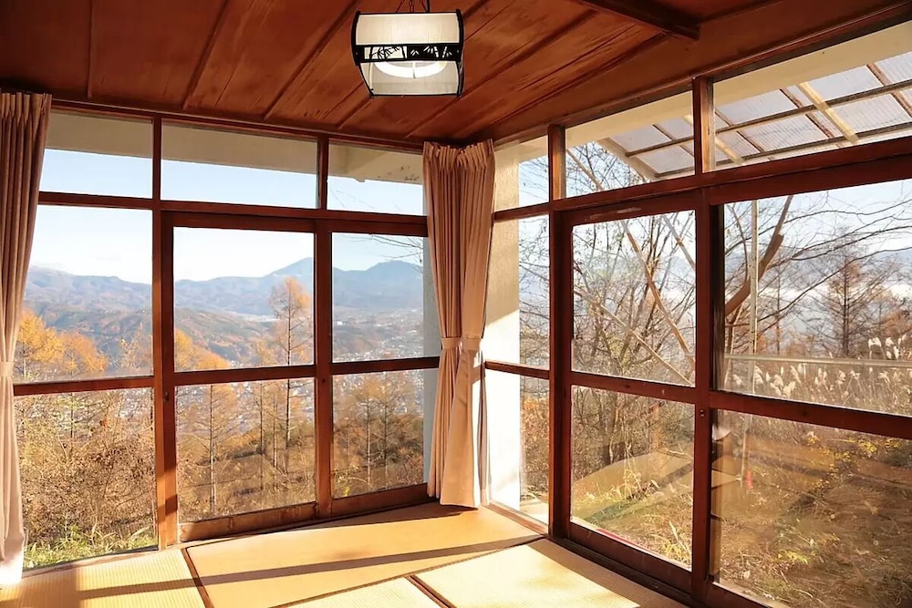 杖突峠 絶景の宿 松本・軽井沢