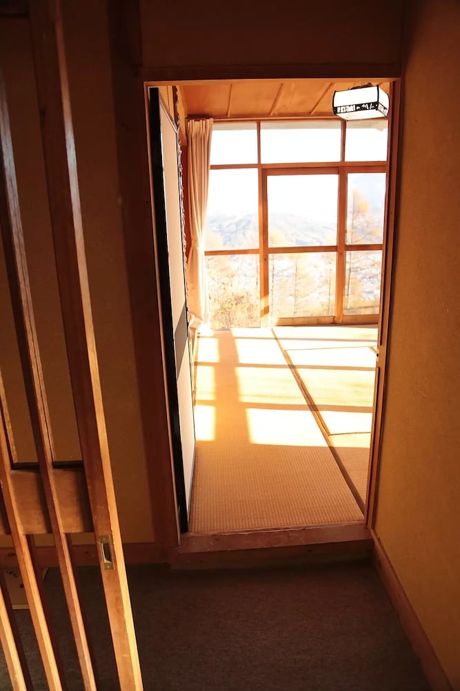 杖突峠 絶景の宿 松本・軽井沢