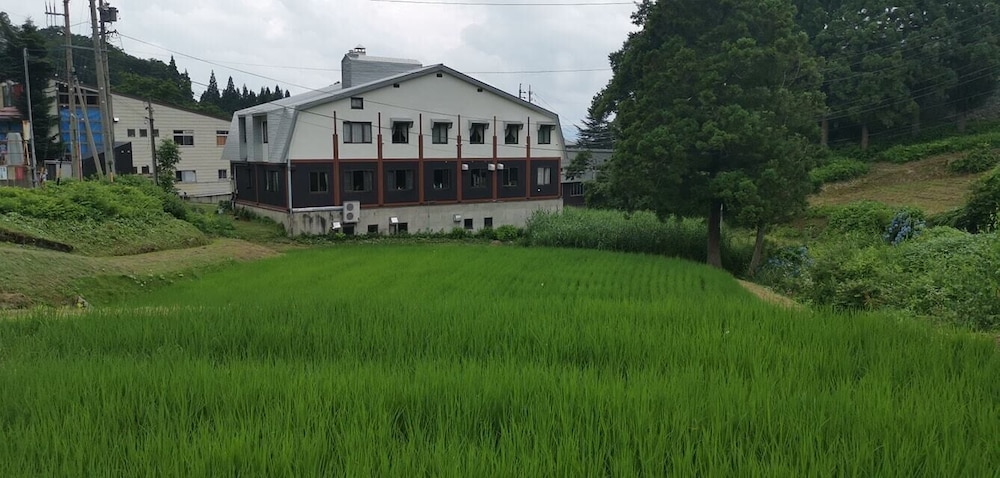 ペンションタネンホッフ 松本・軽井沢