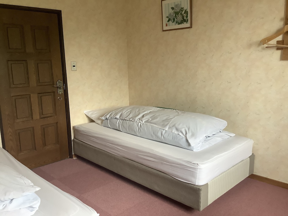 ペンションタネンホッフ 松本・軽井沢