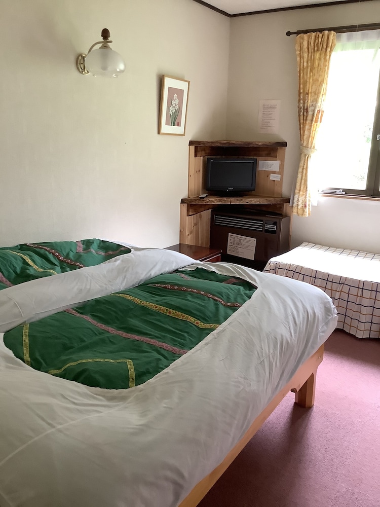 ペンションタネンホッフ 松本・軽井沢