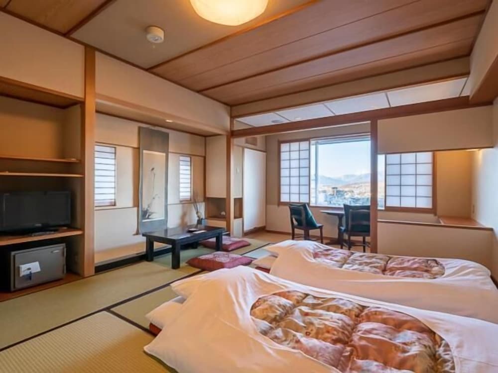 ONSEN HOTEL OMOTO 松本・軽井沢