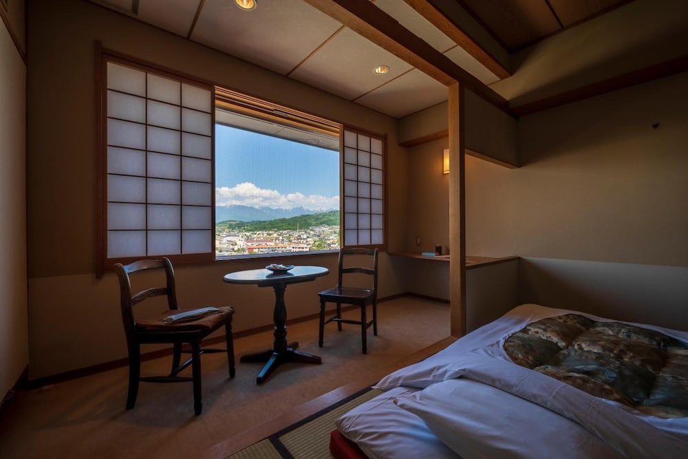 ONSEN HOTEL OMOTO 松本・軽井沢