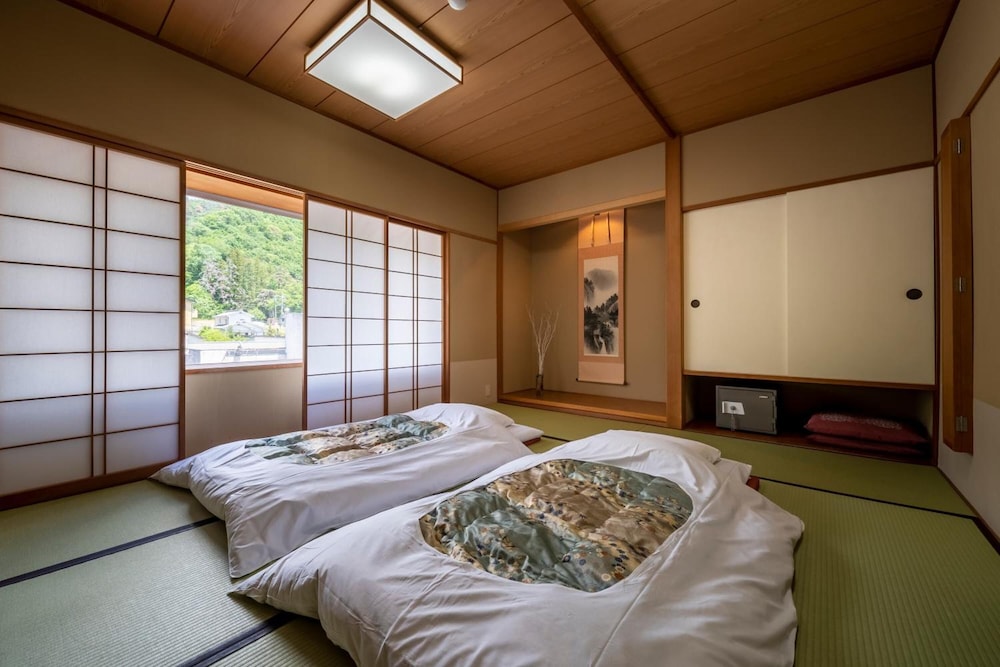 ONSEN HOTEL OMOTO 松本・軽井沢