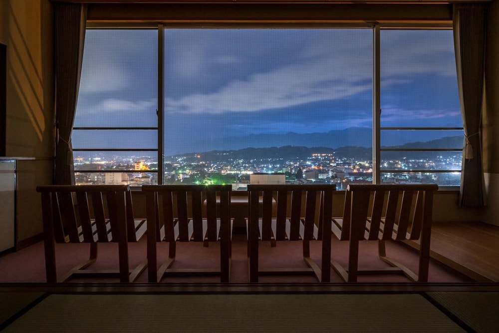 ONSEN HOTEL OMOTO 松本・軽井沢