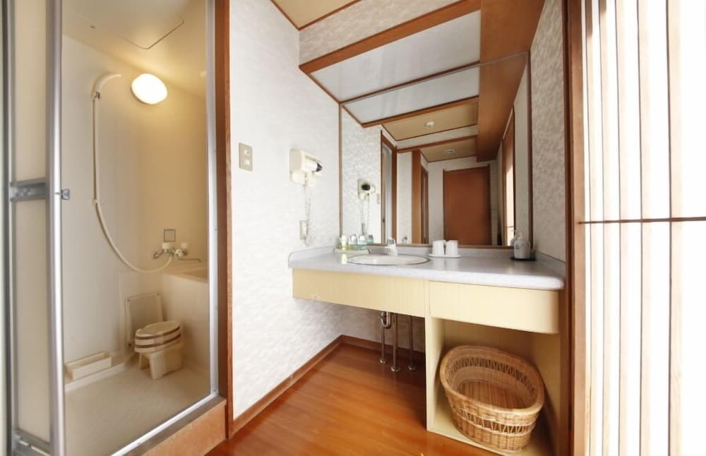 ONSEN HOTEL OMOTO 松本・軽井沢