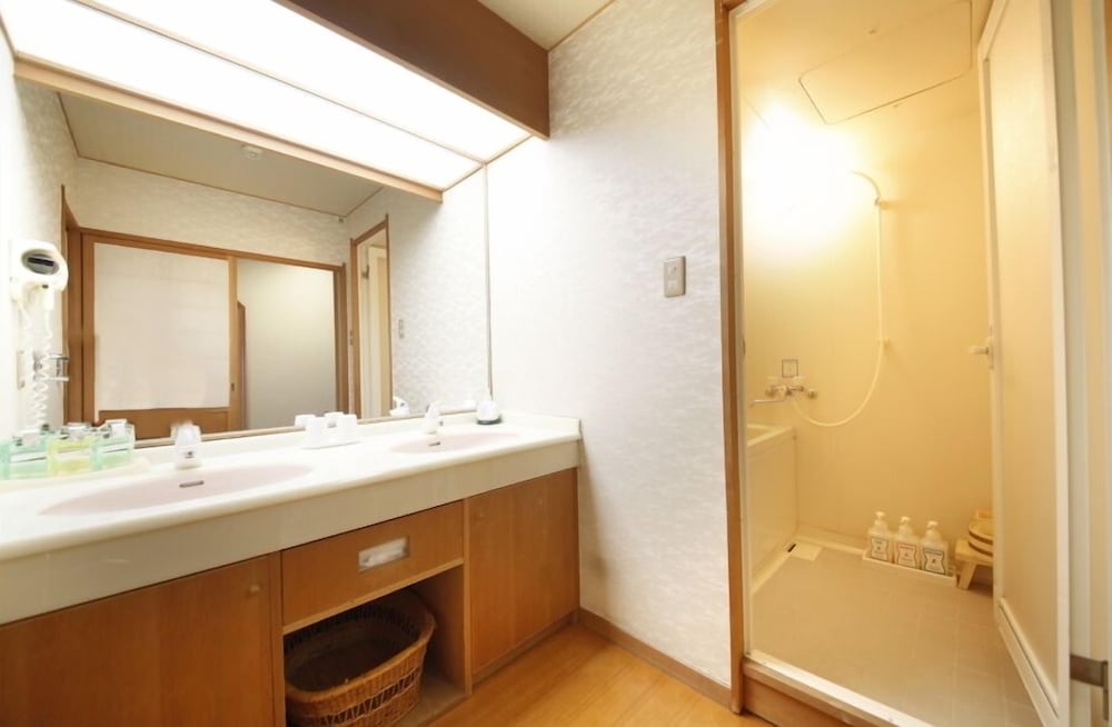 ONSEN HOTEL OMOTO 松本・軽井沢