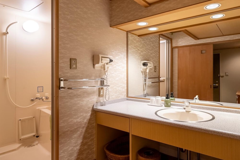 ONSEN HOTEL OMOTO 松本・軽井沢