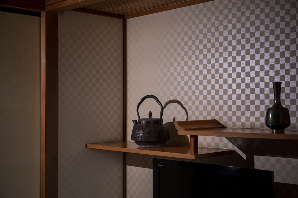 ONSEN HOTEL OMOTO 松本・軽井沢