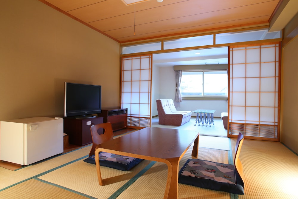 志賀パレスホテル 松本・軽井沢