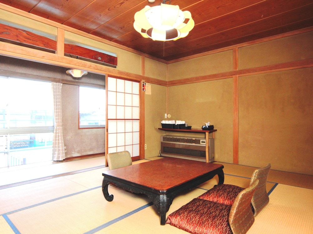 ゲストハウス柏屋旅館 松本・軽井沢