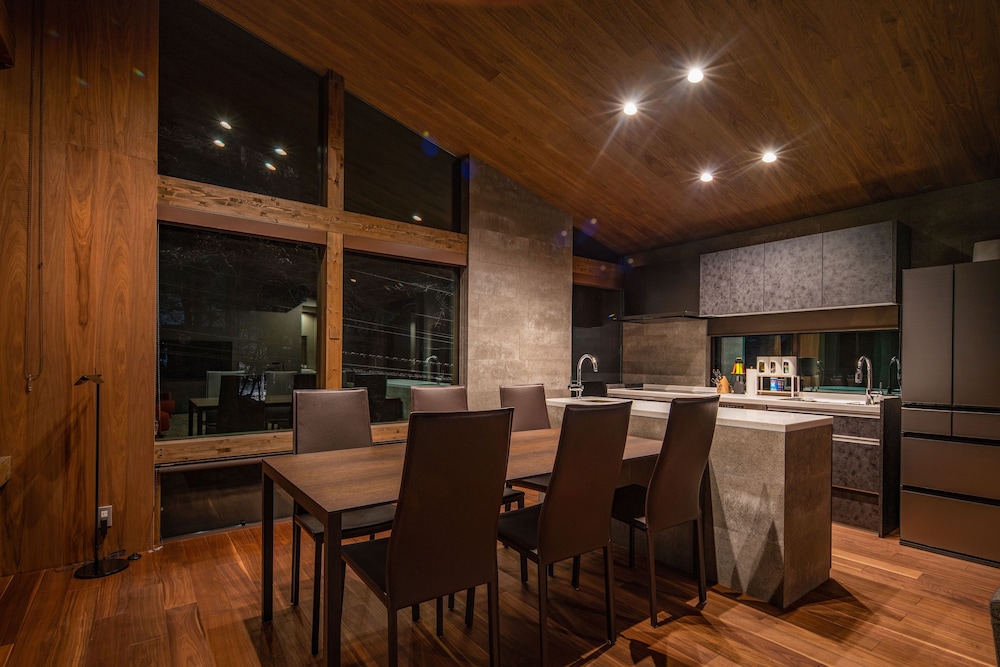 グラビティ BY ザ・ハクバ・コレクション 松本・軽井沢