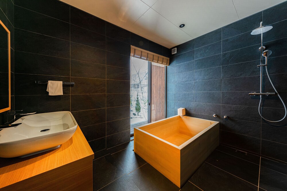 グラビティ BY ザ・ハクバ・コレクション 松本・軽井沢