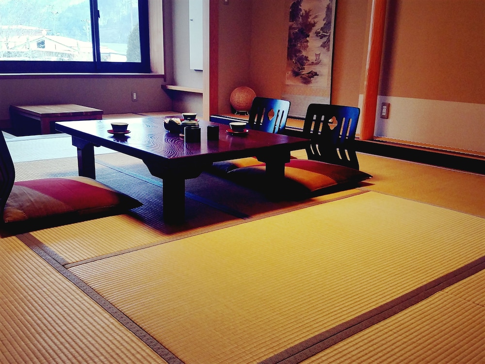 旅館やまかの湯 松本・軽井沢
